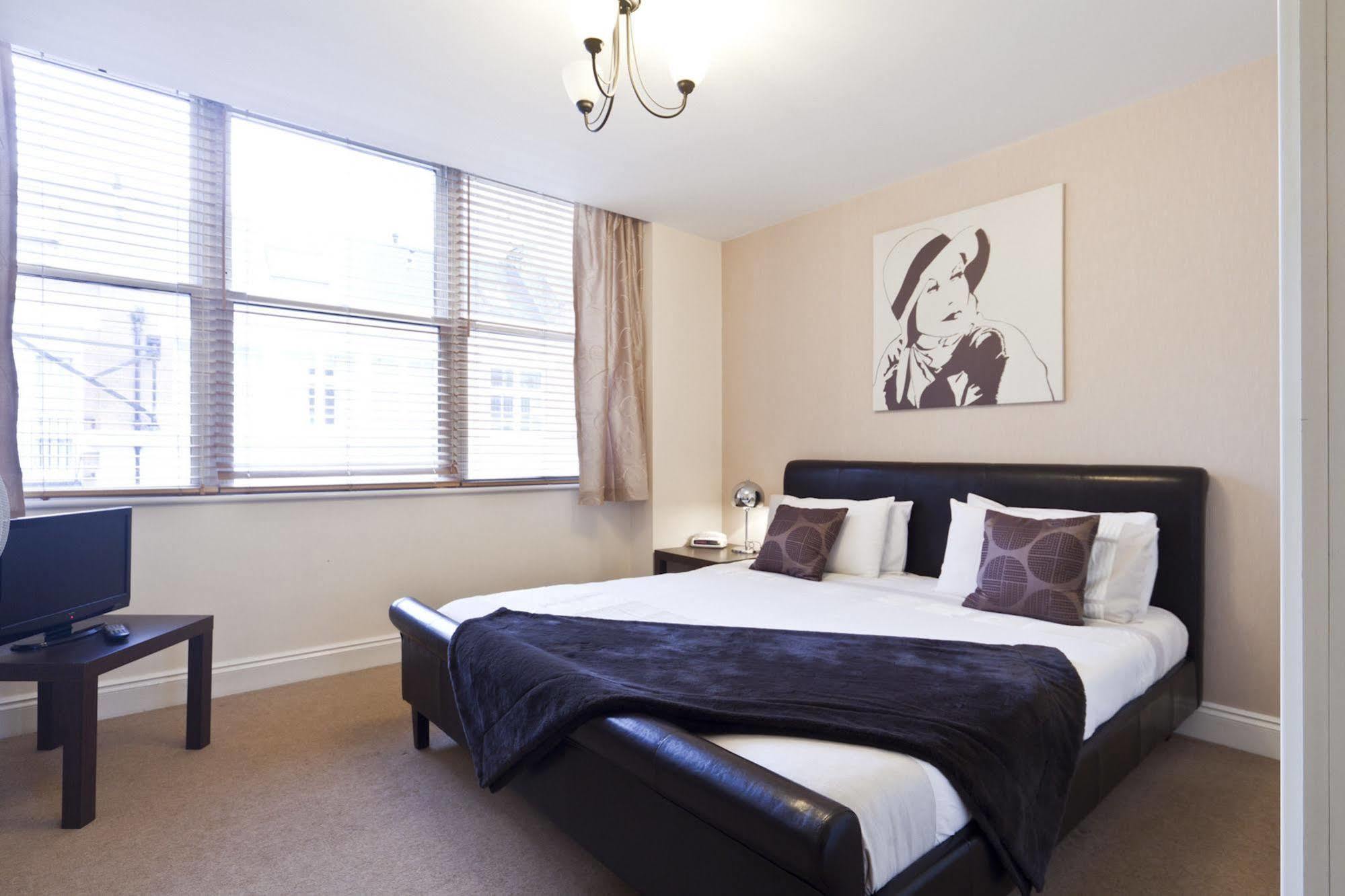 Park Lane City Apartments 런던 외부 사진