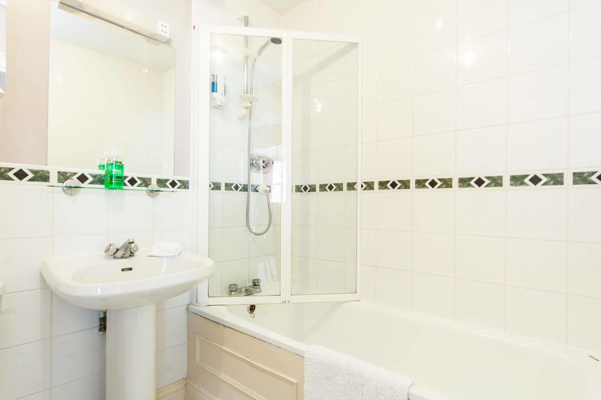 Park Lane City Apartments 런던 외부 사진